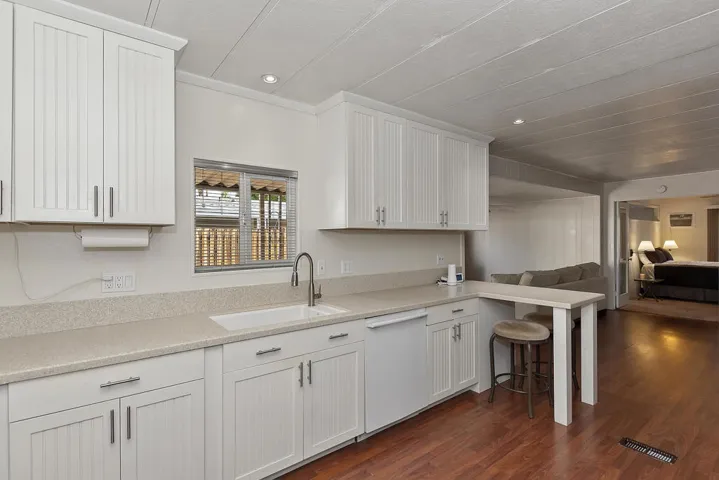 018_Kitchen