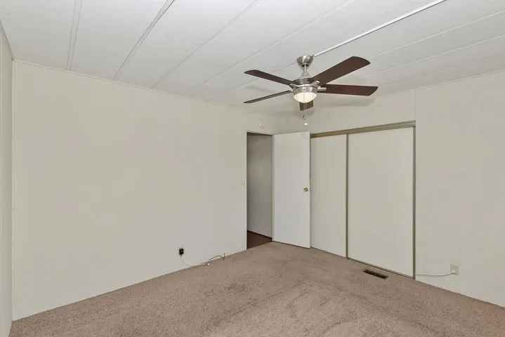 020_Bedroom