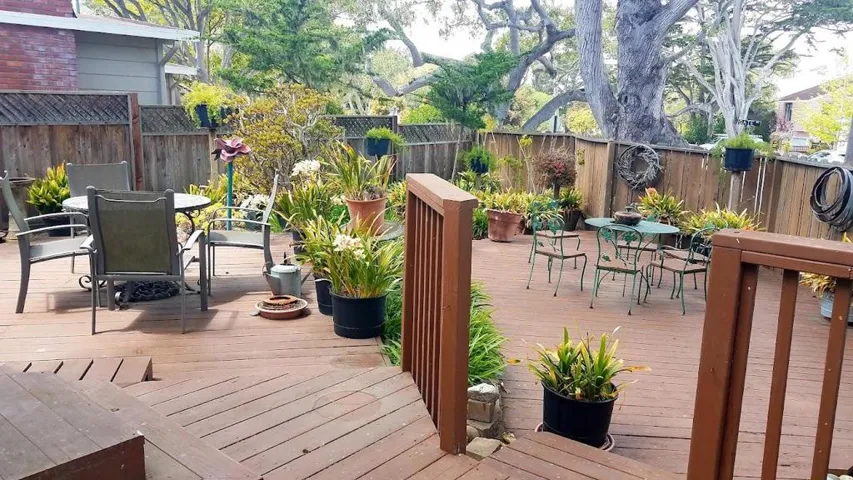 255 Sinex Avenue, Pacific Grove, California 93950