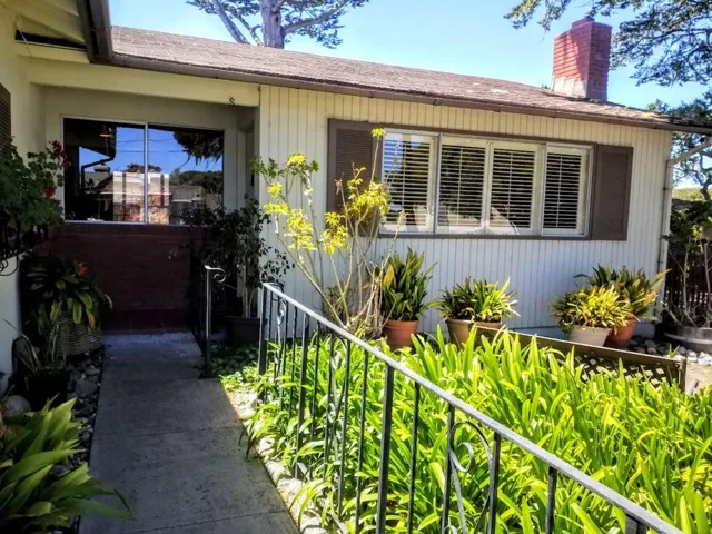 255 Sinex Avenue, Pacific Grove, California 93950
