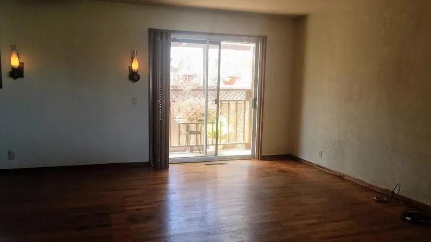 255 Sinex Avenue, Pacific Grove, California 93950