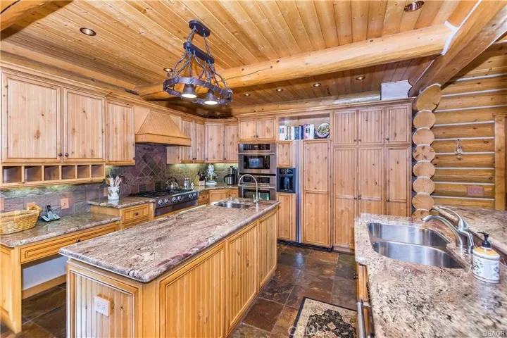 1947 Shady Lane, Big Bear City, California 92314