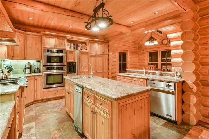 1947 Shady Lane, Big Bear City, California 92314