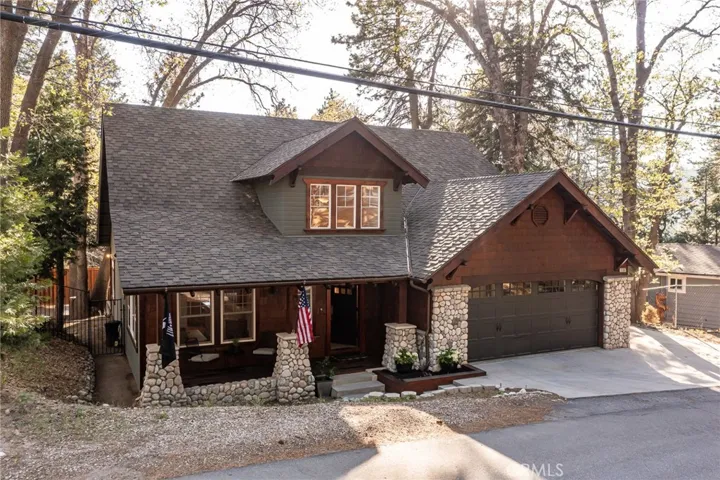 31367 Lightfoot Way, Running Springs, California 92382