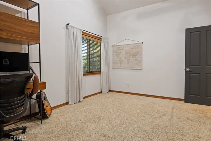 31367 Lightfoot Way, Running Springs, California 92382