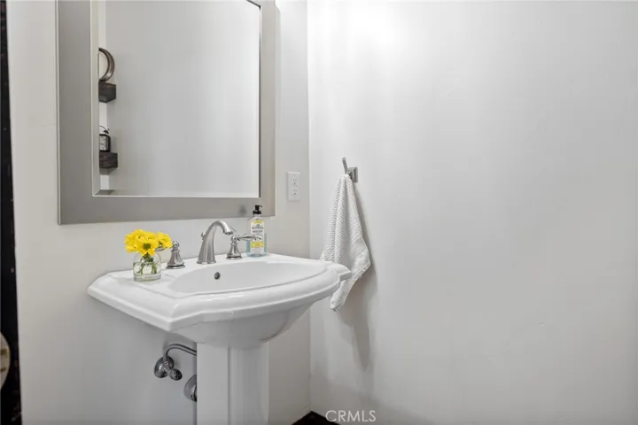 31367 Lightfoot Way, Running Springs, California 92382
