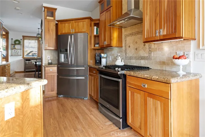31367 Lightfoot Way, Running Springs, California 92382