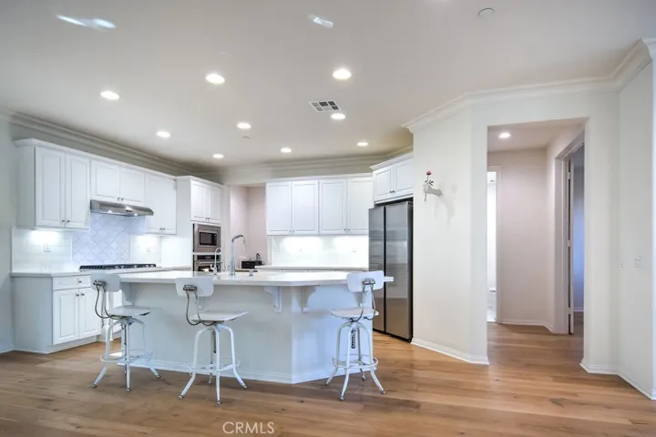 4 Willow Way, Lake Forest, California 92630
