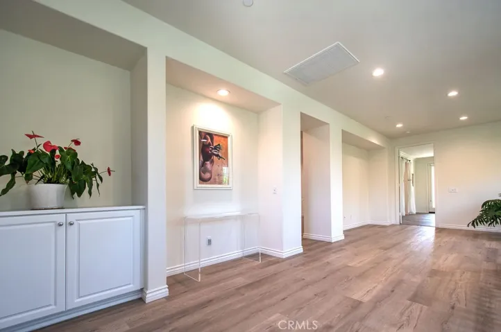 4 Willow Way, Lake Forest, California 92630