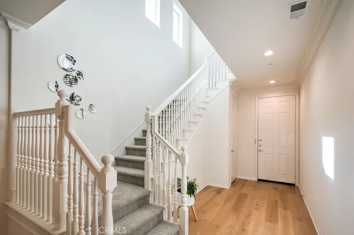 4 Willow Way, Lake Forest, California 92630