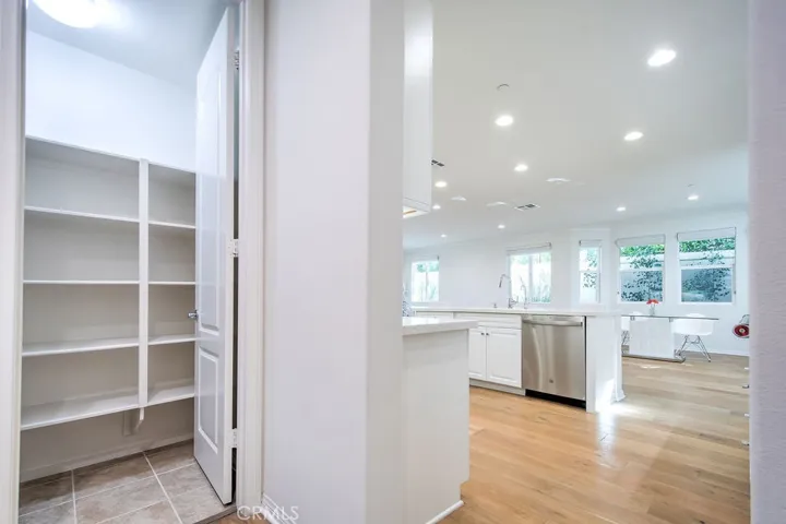 4 Willow Way, Lake Forest, California 92630