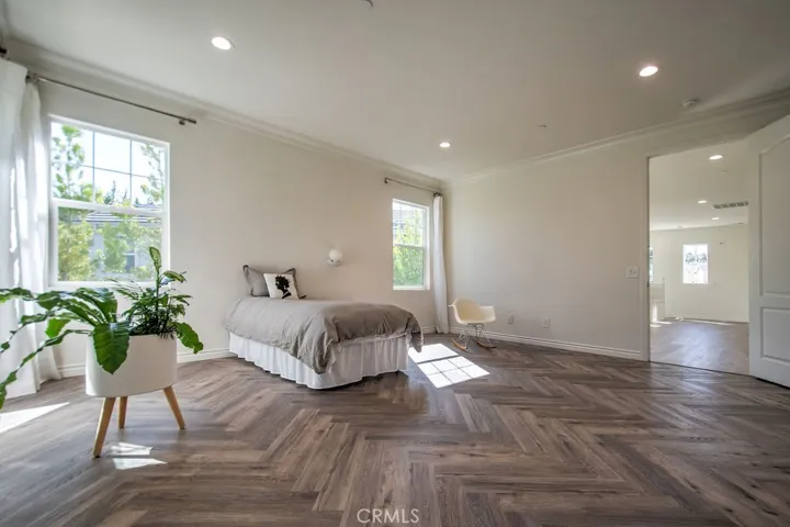 4 Willow Way, Lake Forest, California 92630