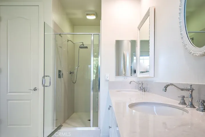 4 Willow Way, Lake Forest, California 92630