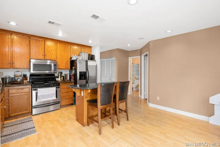2523 Royal Saint James Dr, El Cajon, California 92019