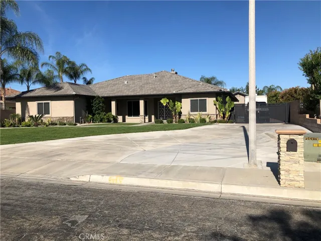 26583 Hemet Street, Hemet, California 92544