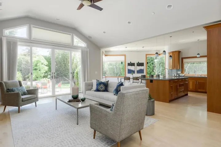 989 Lane Avenue, Mountain View, California 94040