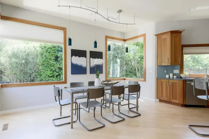 989 Lane Avenue, Mountain View, California 94040