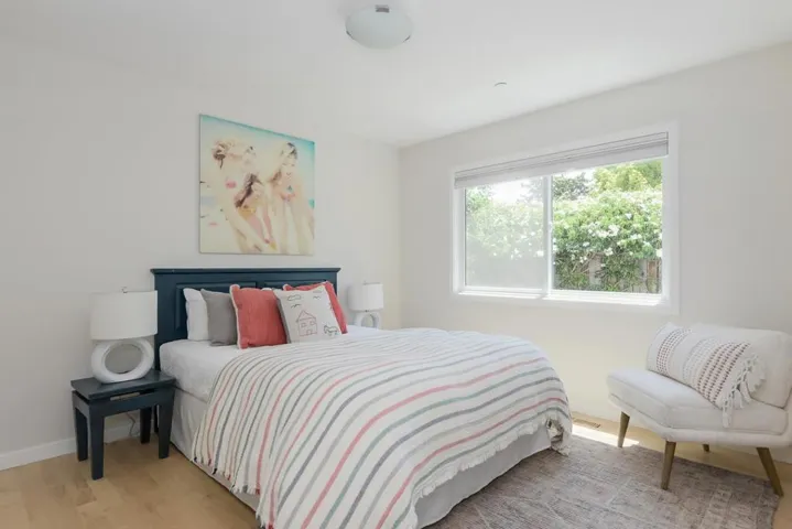 989 Lane Avenue, Mountain View, California 94040