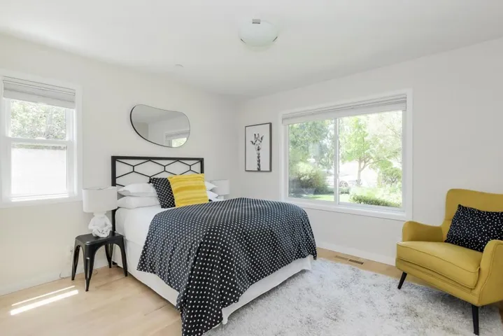989 Lane Avenue, Mountain View, California 94040