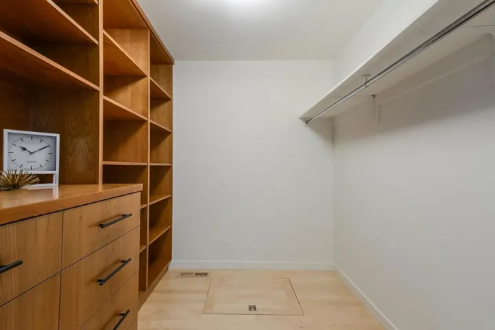 989 Lane Avenue, Mountain View, California 94040