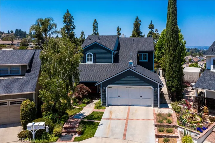 506 S Golden Sky Lane, Anaheim Hills, California 92807
