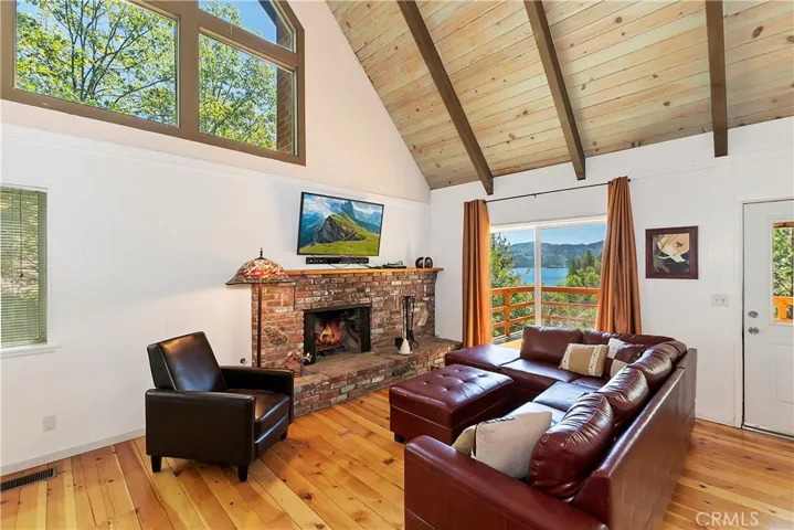 27586 West Shore Road, Lake Arrowhead, California 92352