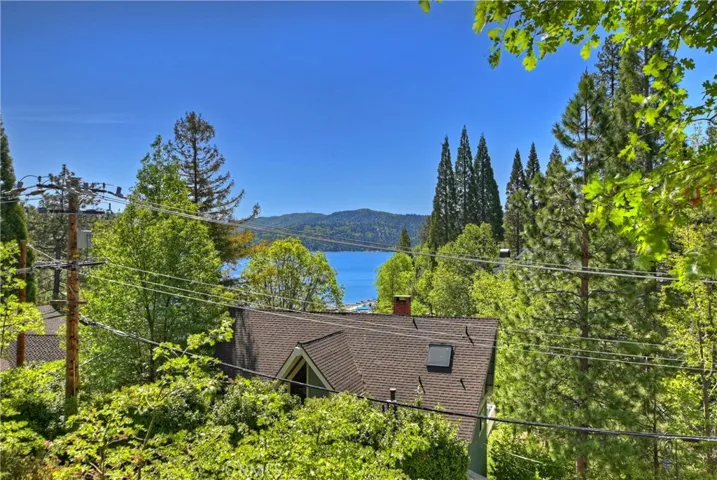 27586 West Shore Road, Lake Arrowhead, California 92352