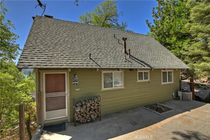 27586 West Shore Road, Lake Arrowhead, California 92352