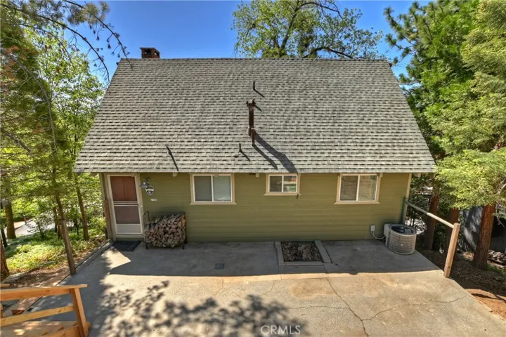 27586 West Shore Road, Lake Arrowhead, California 92352