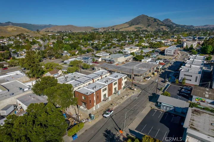 Aerial View of Montage at Oak Tree