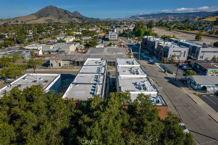 Aerial View of Montage at Oak Tree
