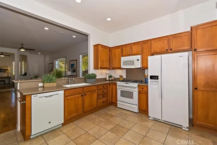 10257 Wascana Lane, Apple Valley, California 92308