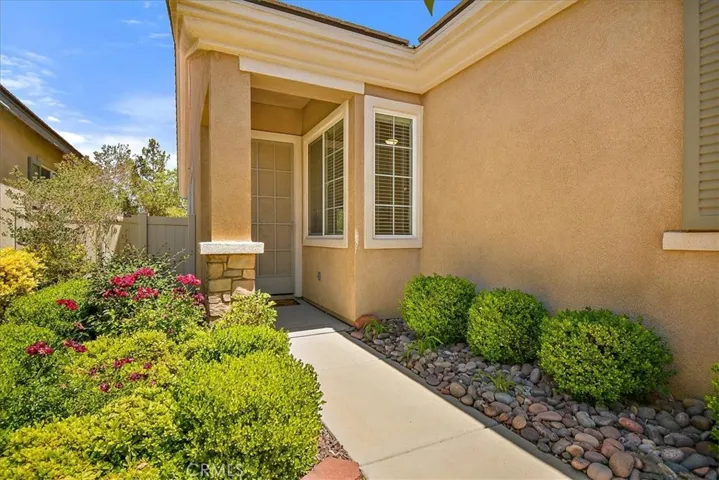 10257 Wascana Lane, Apple Valley, California 92308