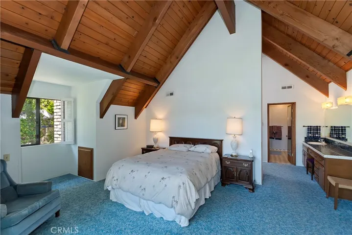 27649 West Shore Rd, Lake Arrowhead, California 92352