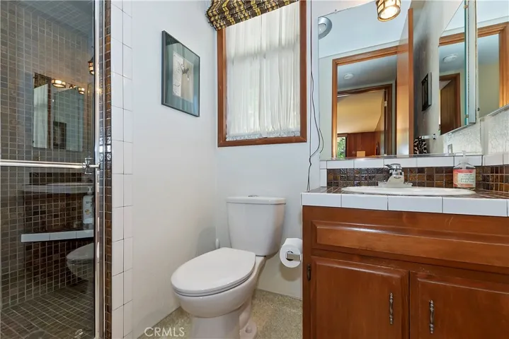 27649 West Shore Rd, Lake Arrowhead, California 92352