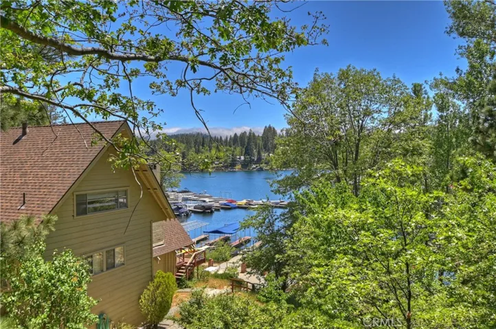 27649 West Shore Rd, Lake Arrowhead, California 92352