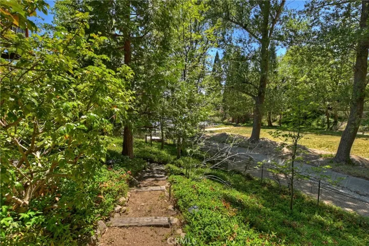 27649 West Shore Rd, Lake Arrowhead, California 92352
