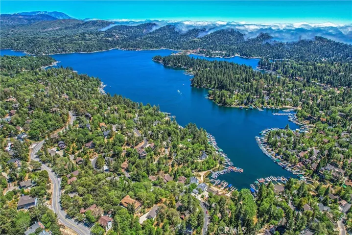 27649 West Shore Rd, Lake Arrowhead, California 92352