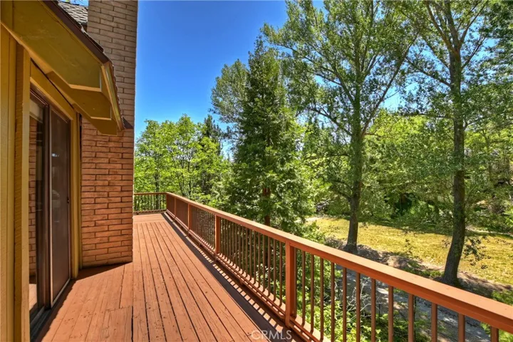 27649 West Shore Rd, Lake Arrowhead, California 92352