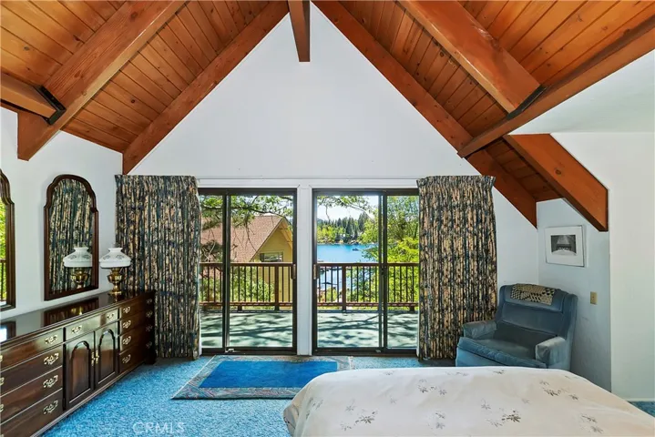 27649 West Shore Rd, Lake Arrowhead, California 92352