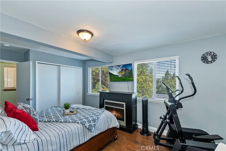 31036 Valley Oak Drive, Running Springs, California 92382