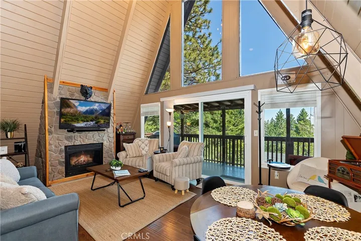 31036 Valley Oak Drive, Running Springs, California 92382