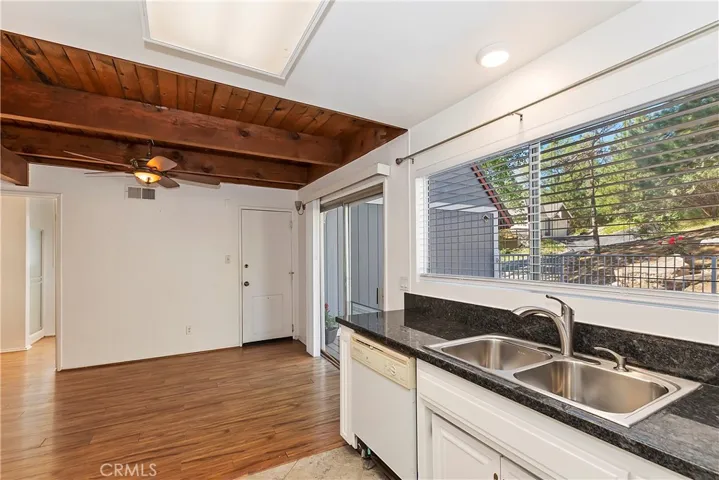 1284 W Cortina Drive, Lake Arrowhead, California 92352