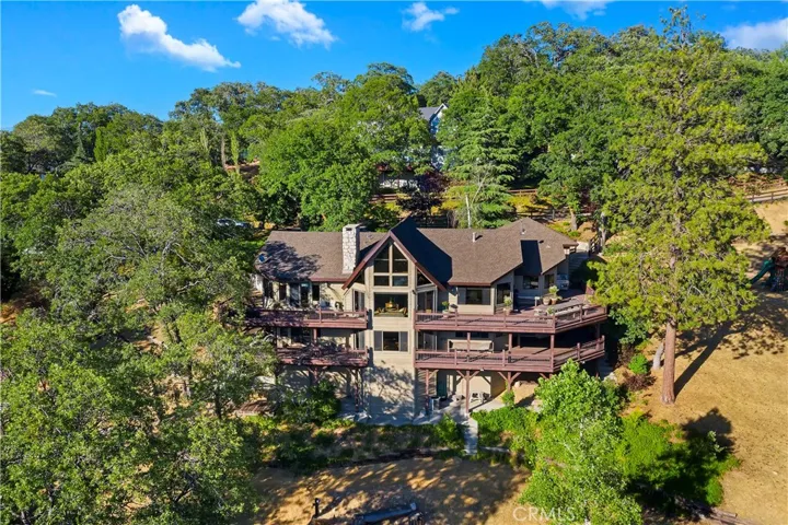 1610 Lupin Road, Lake Arrowhead, California 92352