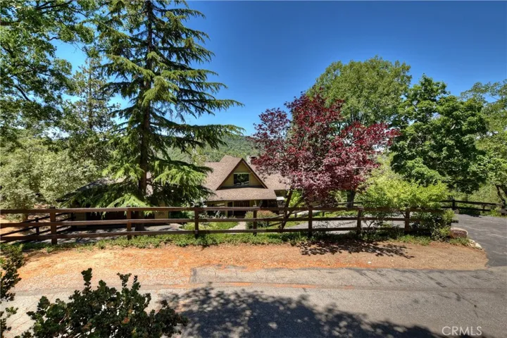 1610 Lupin Road, Lake Arrowhead, California 92352