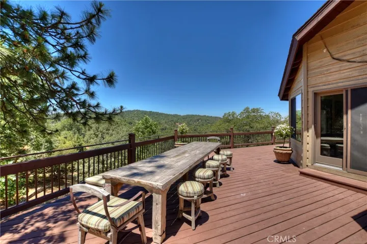 1610 Lupin Road, Lake Arrowhead, California 92352