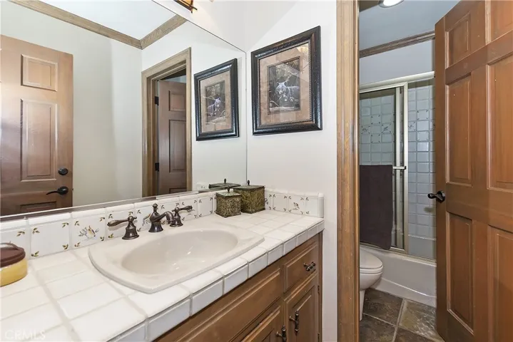 1610 Lupin Road, Lake Arrowhead, California 92352