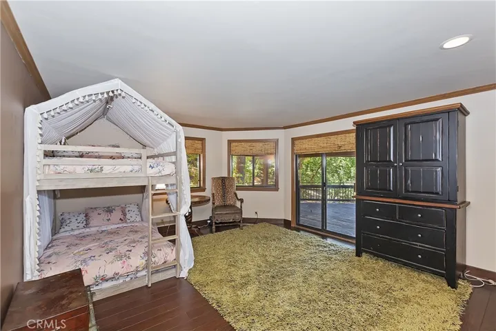1610 Lupin Road, Lake Arrowhead, California 92352