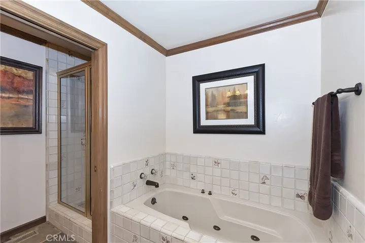 1610 Lupin Road, Lake Arrowhead, California 92352