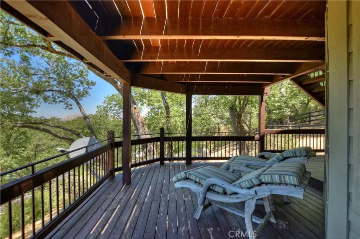 1610 Lupin Road, Lake Arrowhead, California 92352